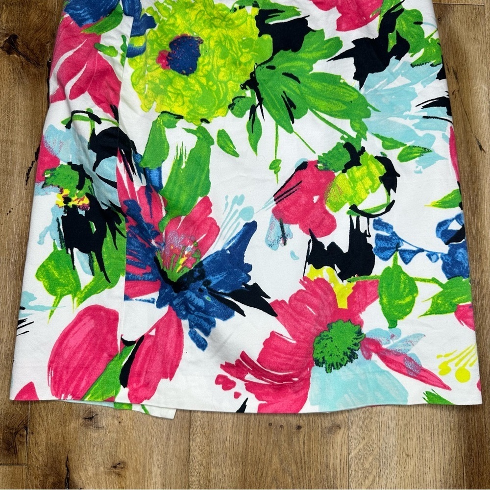 Ann Taylor | Floral Multicolor Skirt Size 2P - Picture 3 of 12